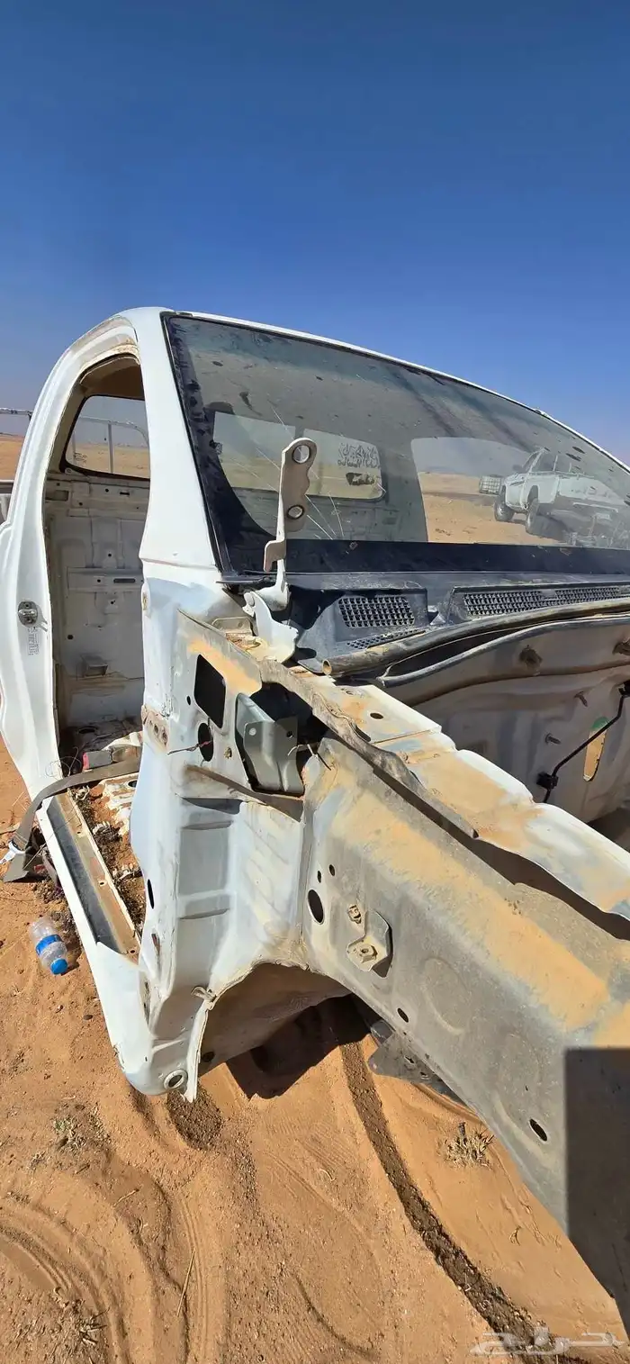 قطع غيار هايلكس 6