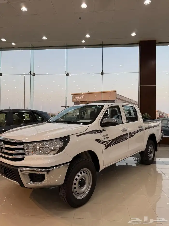 هايلوكس 2025 4