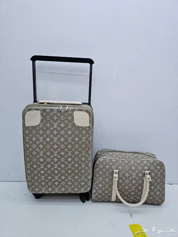 شنطة سفر لويس فيتون   توصيل فوري جده باقي المدن شحن 22