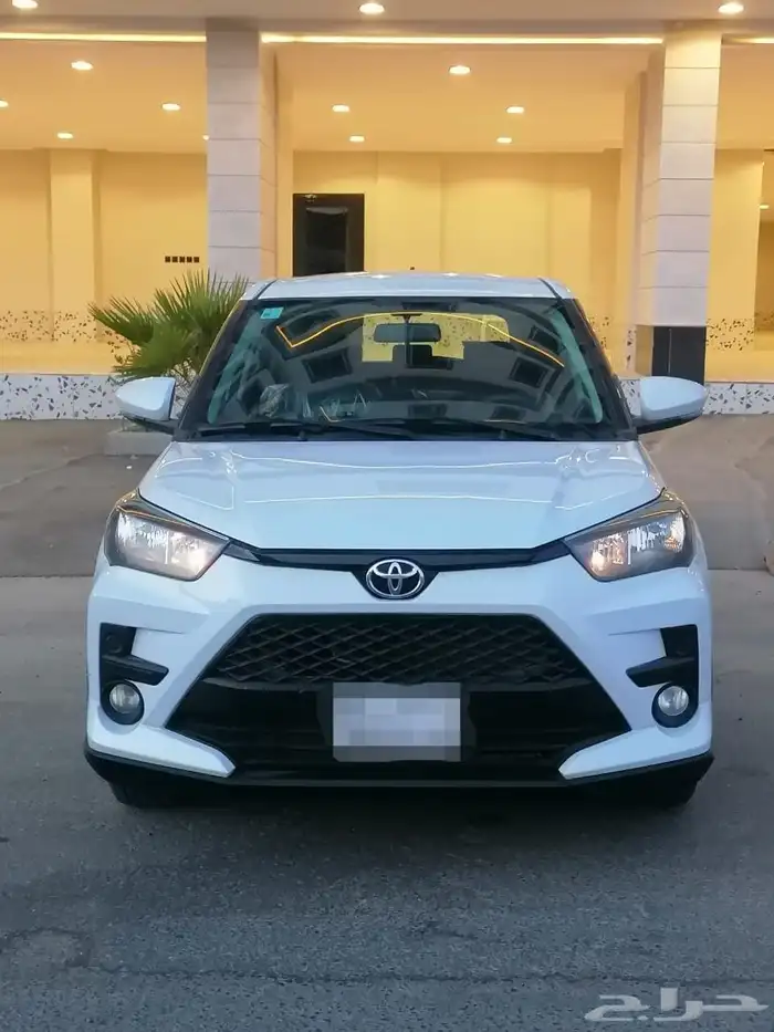 للبيع تويوتا رايز الموديل 2023 بدي وكاله كامل 1