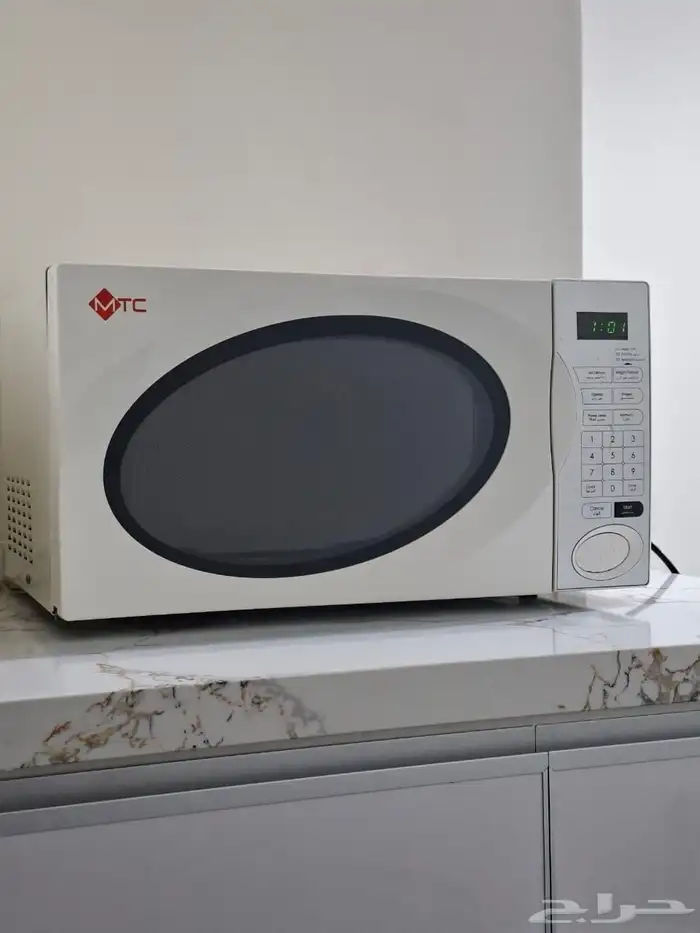 للبيع ميكروويف من ماركة TC  بحالة ممتازة ونظيف جدا . يعمل بك 5