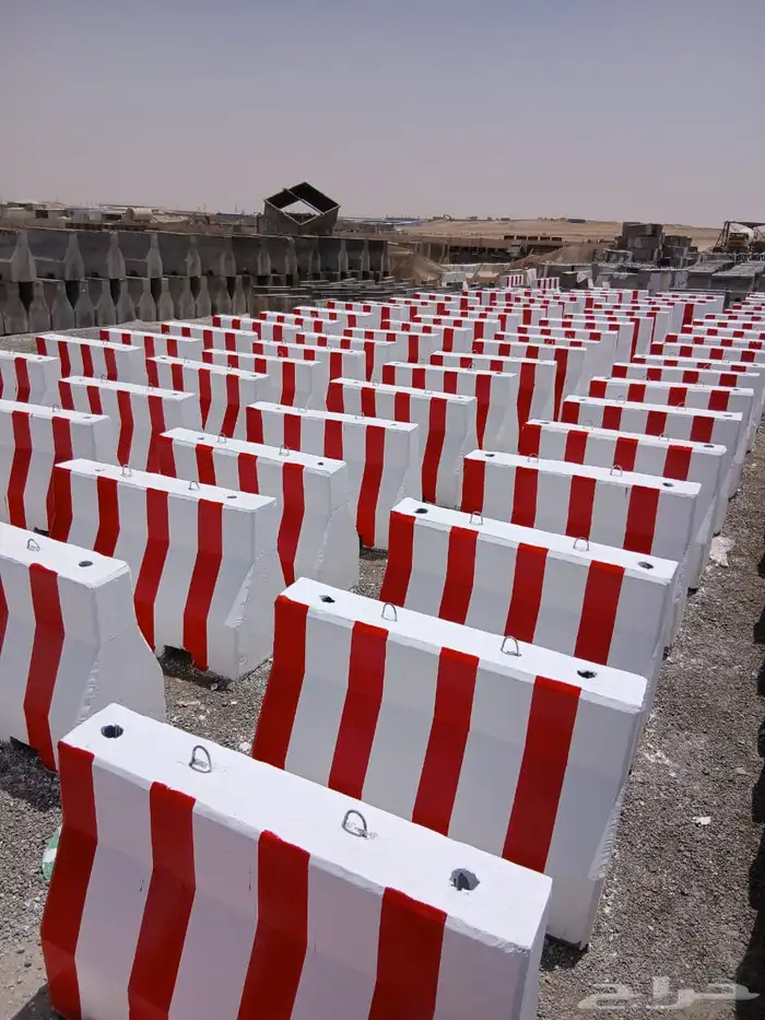 حواجز خرسانيه أنوع المقاسات متوفره حساب اطلب 5