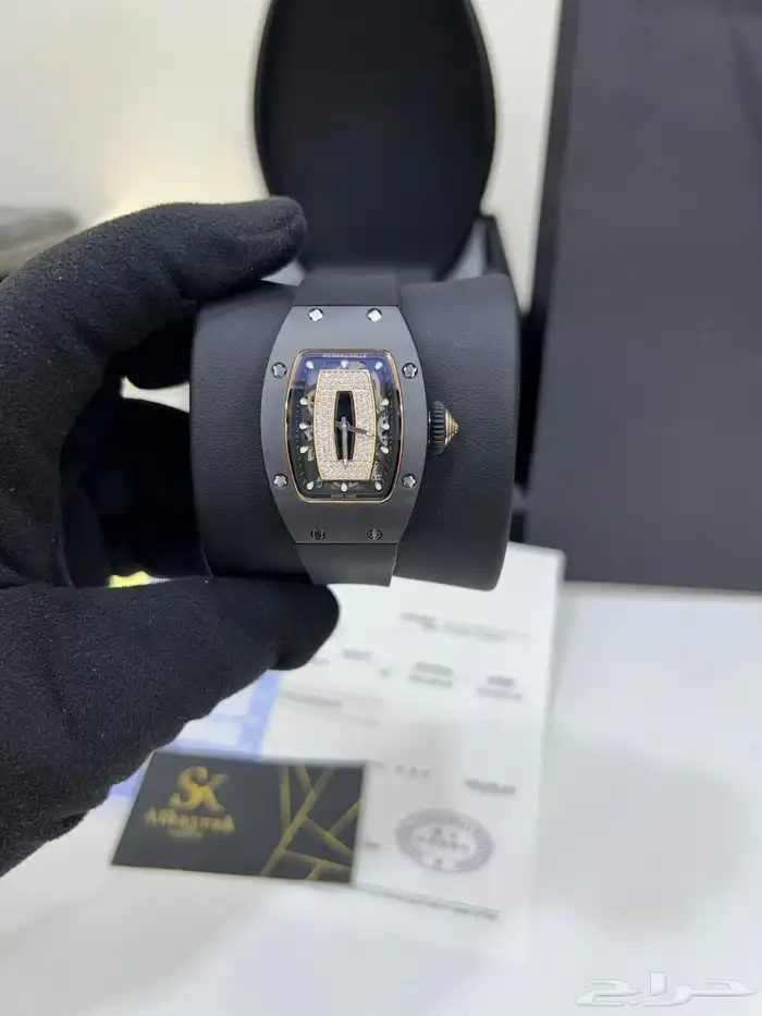 ساعه دي ديت 17