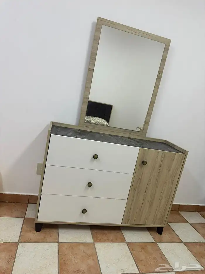 غرفة نوم للبيع 2