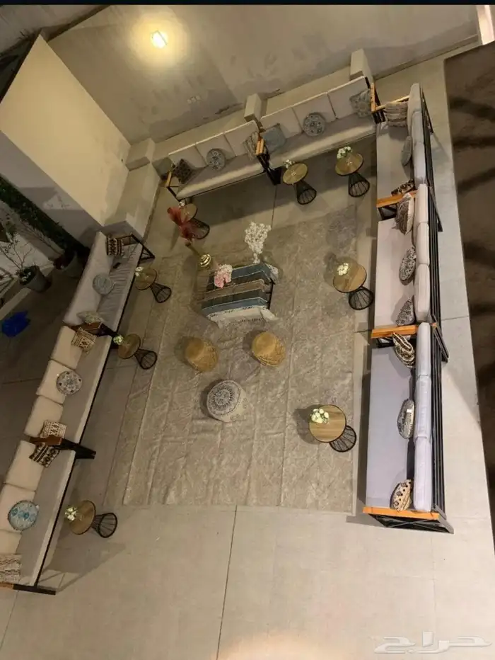 تأجير جلسات كراسي وطاولات 3