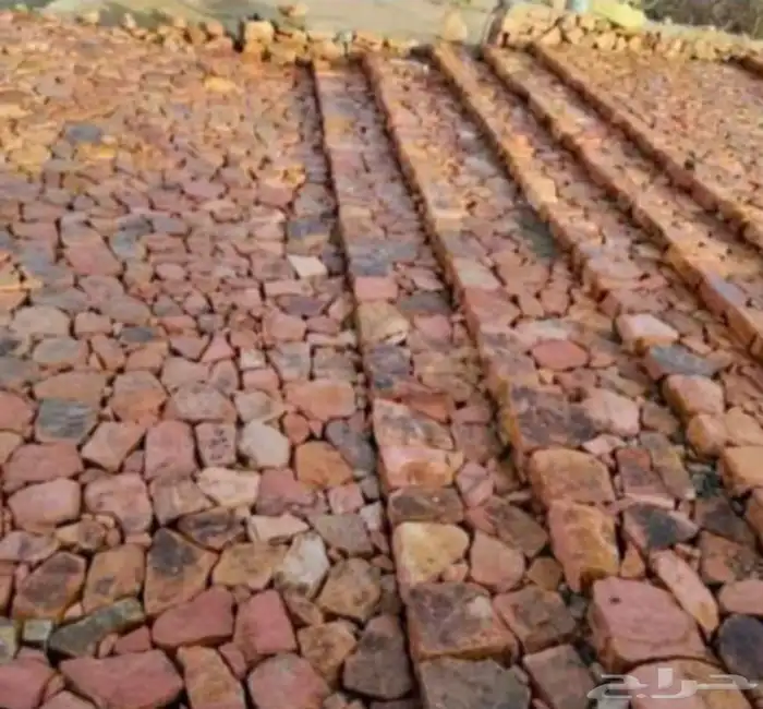 ارضيات تدبيش ممرات قنوات سيول ربراب وكلشي باعمال الحجر 9