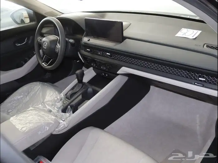 هوندا اكورد نص فل 2025 6