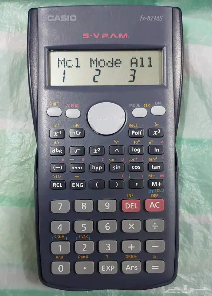 حاسبة عليمة كاسيو الاصلية casio Fx-82MS 1