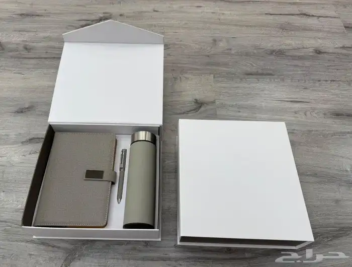 نصمم مشروعك كامل تصميم الشعار  البكجينق والتغليف   بوكسات - 4