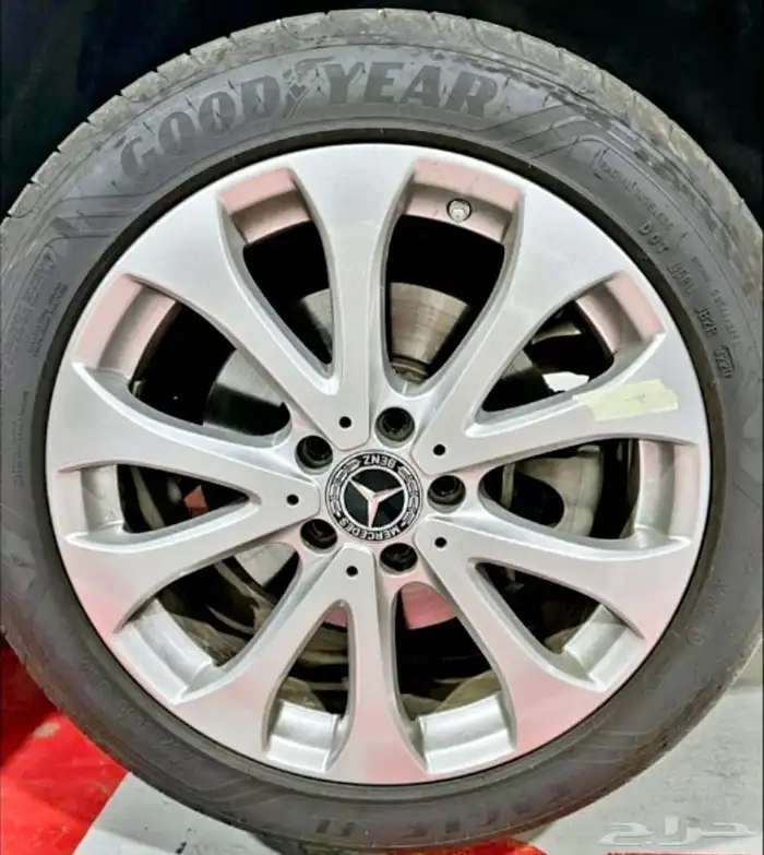 جنوط مرسيدس E CLass 2017 مع كفرات نظيفه 0