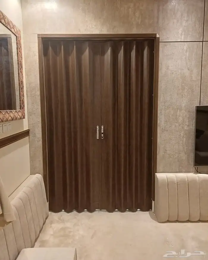 باب ابواب سحب سحاب سحابة جلد وبلاستيك كورديون 0