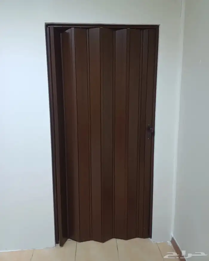 باب ابواب سحب سحاب سحابة جلد وبلاستيك كورديون 3