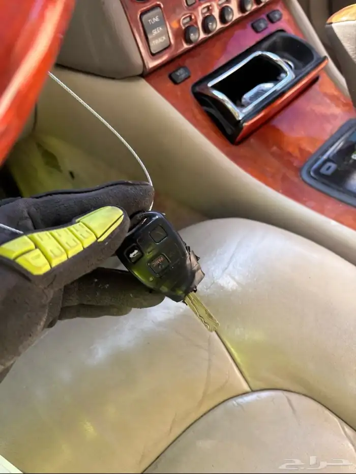 لكزس موديل 98 LS400 عداد153 الف ميل 2