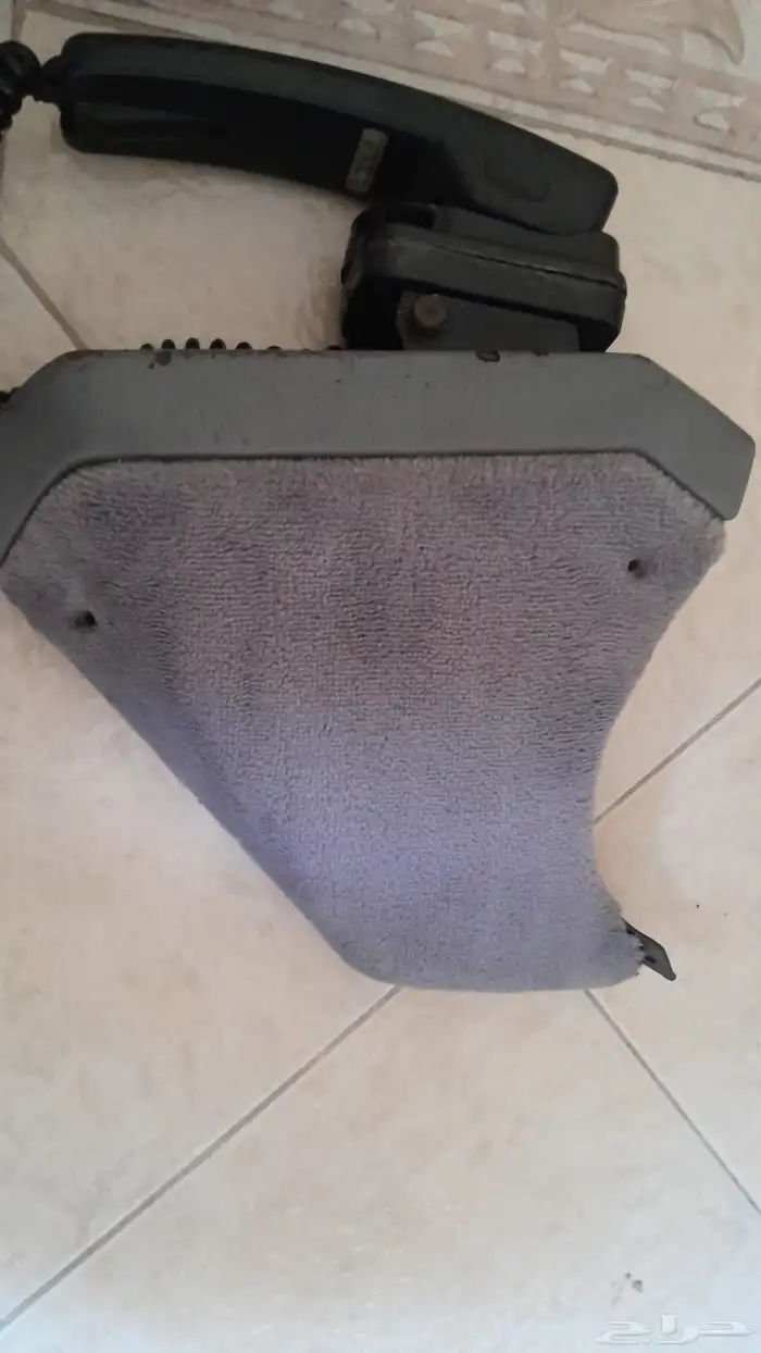 قاعدة تلفون مع تلفون مرسيدس تركب للشبح وبنز و124 و126 1