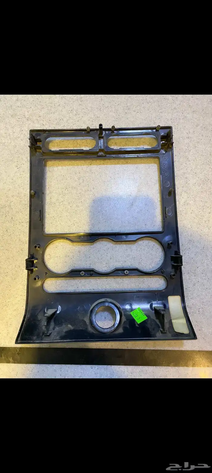 للبيع شاشة فورد اكسبيديشن من موديل 2013 وديكور وكونسول سقف 4