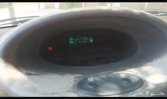 ايكو 2001 قير عادي نظيفه ومتماسكه 3