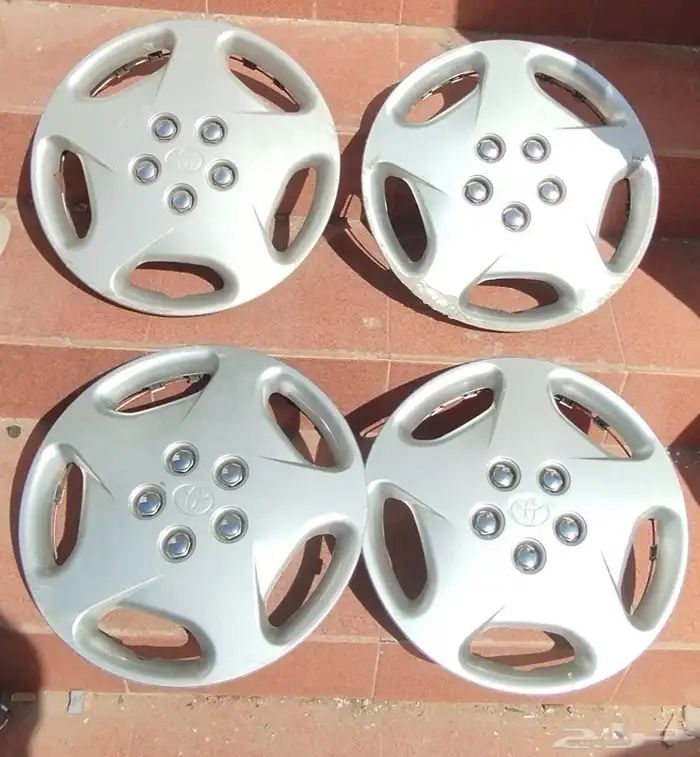 طيس كامري 99 - 2002 اصلي وكالة مستعمل وتورنق 1