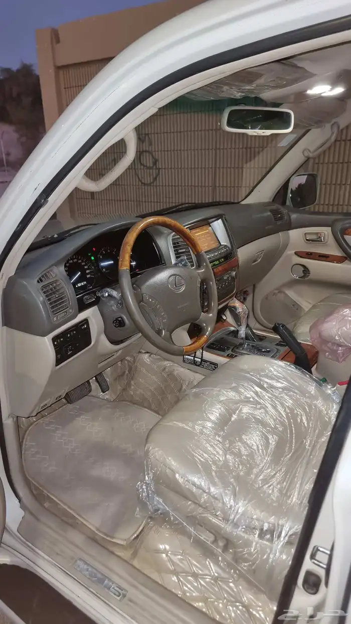 للبيع جيب لكزس 2006 فل كامل 4