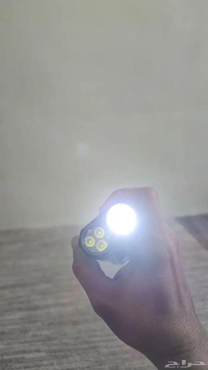 كشاف بقوة 5200 شمعه 2