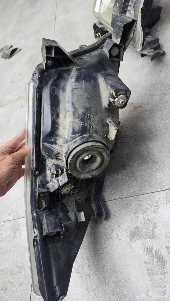 أغراض هايلوكس 2012 الي 2015 6