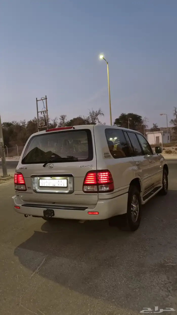 للبيع جيب لكزس 2006 فل كامل 2