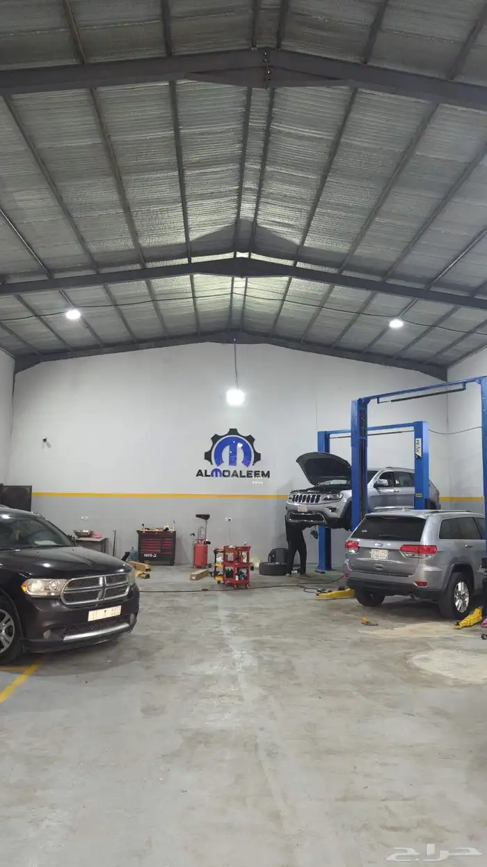 تم الافتتاح ورشة المعلم لسيارت دوج جيب كلايزلر فيات رام 1