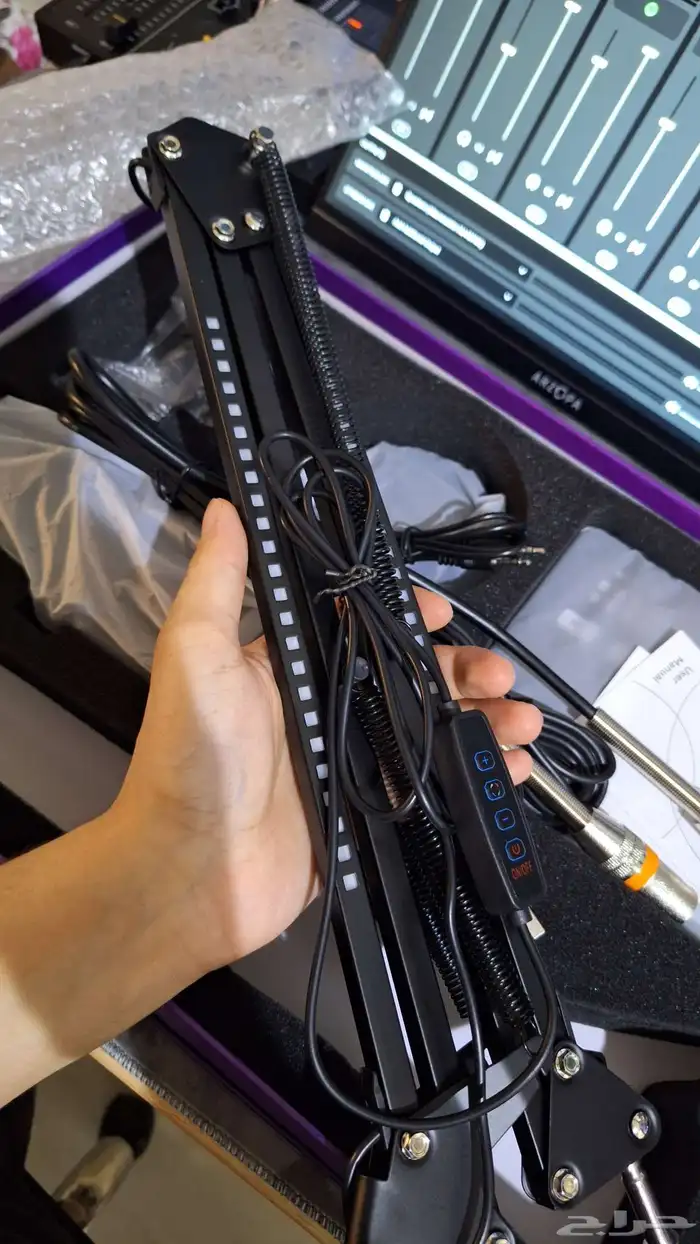 مايك قيمنق ومكسر وستاند 9