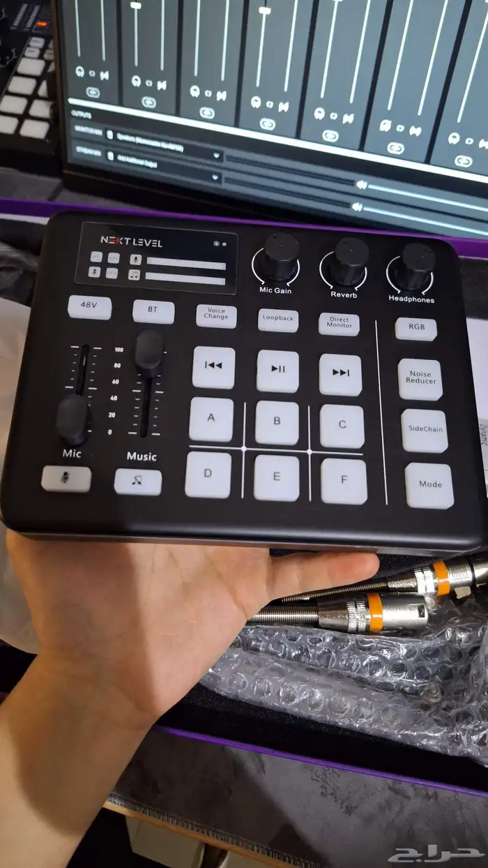 مايك قيمنق ومكسر وستاند 4