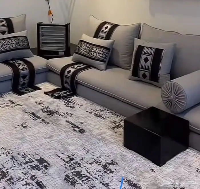 مفروشات الرياض  تفصيل جميع انواع الكنب والجلسات الارضي والس 4
