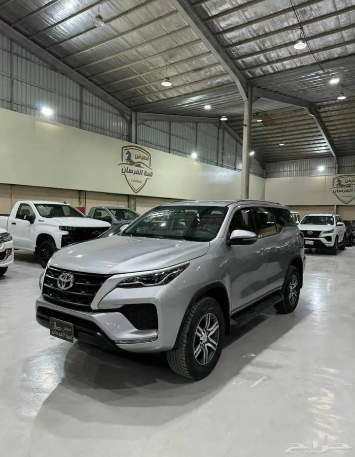 فورتشنر 2023 ديزل 1