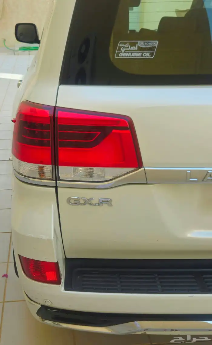 لاندكروزر 2017 GXR 10