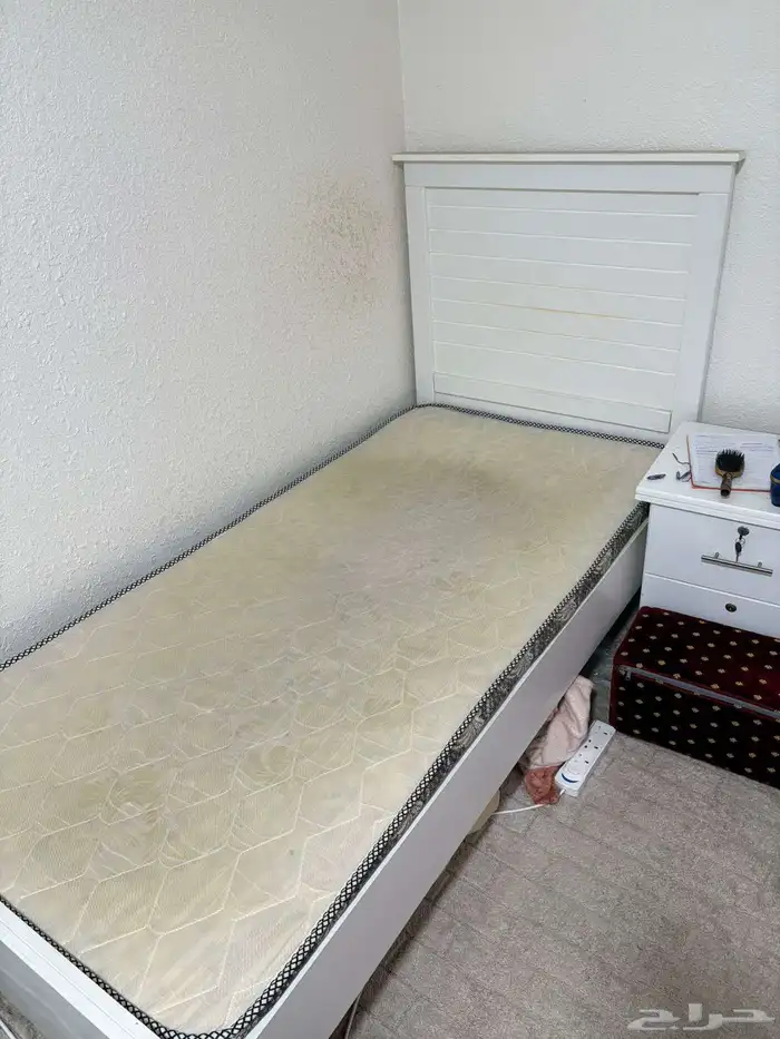 اثاث للبيع معا ثلاجه 1