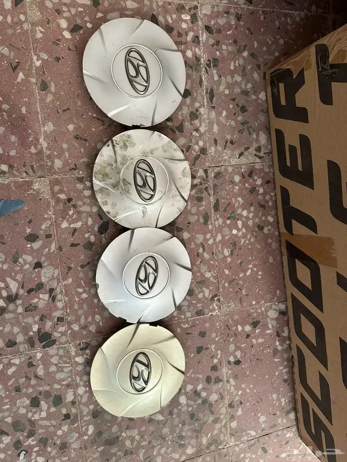 مراتب النترا شبه جديده ملبسه مع انوار حماله عفش خلفيه 8