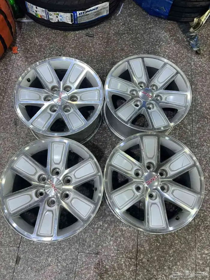 جنوط جمس كويتي مقاس 17 مستعمل 0