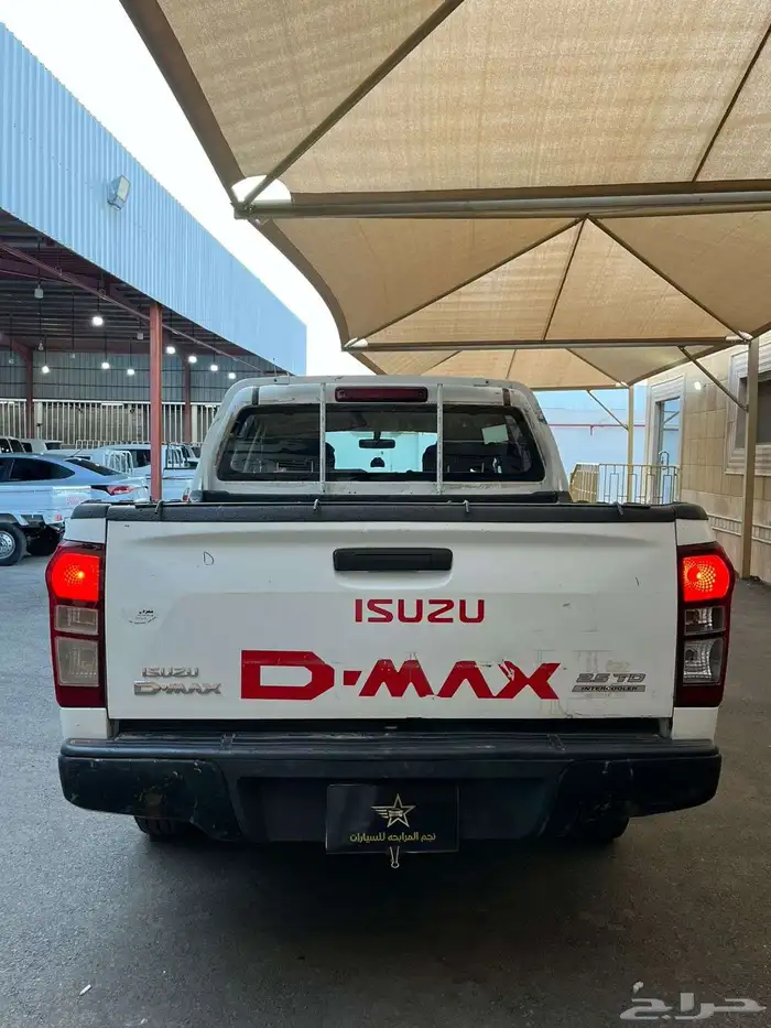 ايسوزو ديماكس 2018 دبل 3