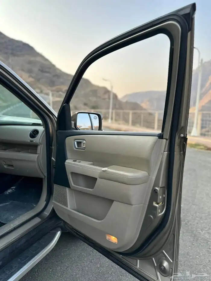 للبيع جيب هوندا بايلوت 2011 11