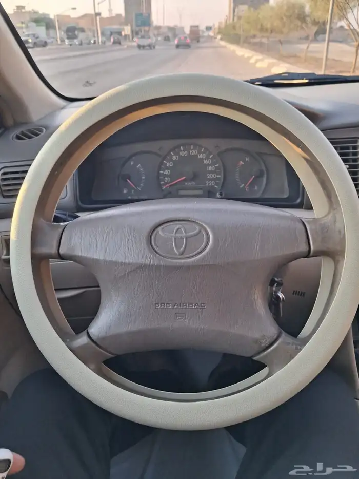 تويوتا كورولا 2003 جير عادي قزاز كهرباء ما تحتاج مصروف كل شي 3