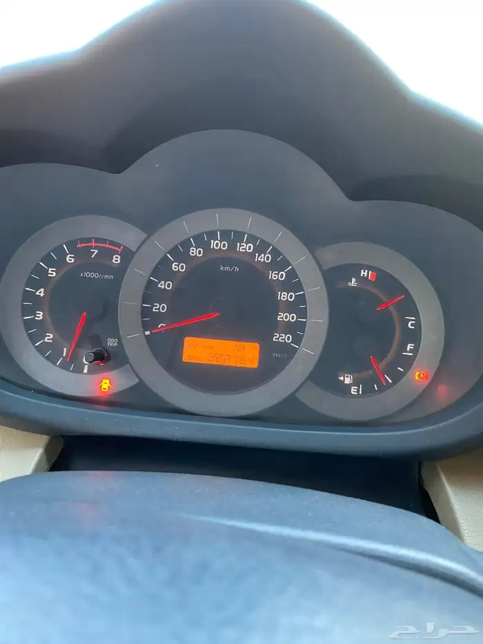 تيوتا راف فور 2012 20