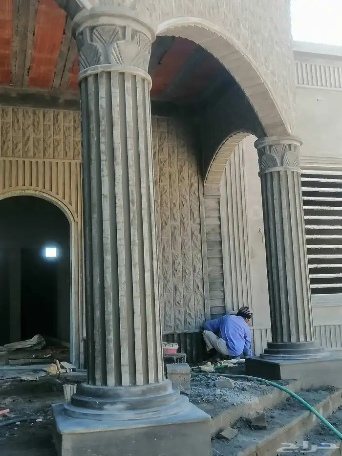 مليسين فنانين في أعمال الديكور واللياسه الاسمنتيه 0