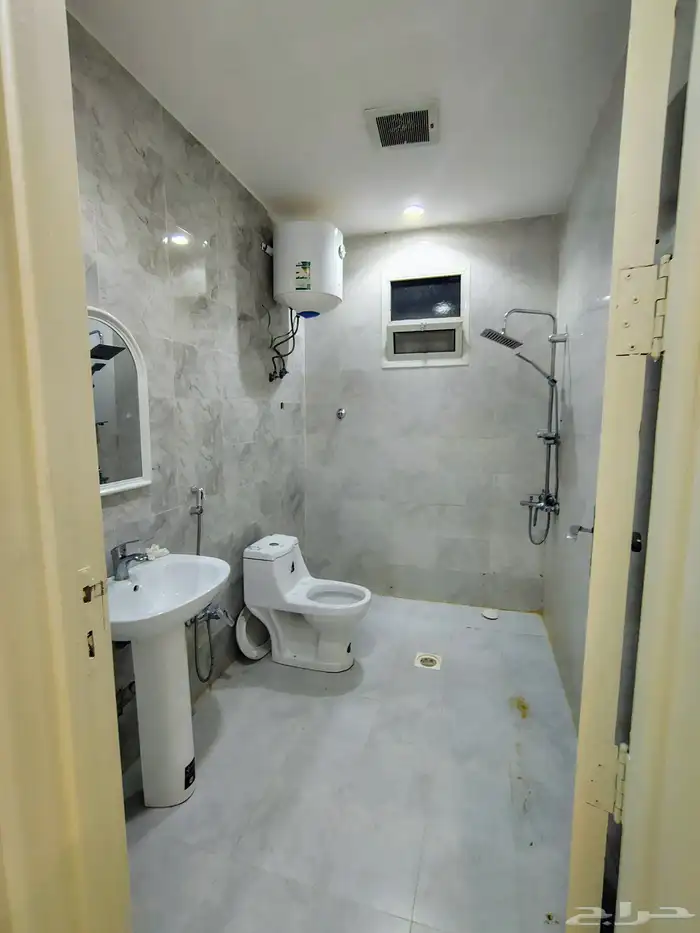 دور دوبلكس للايجار بالمهديه مساحه 200 متر السعر 60 الف 5