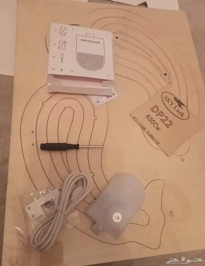 ضوء ليلي خشبي بشكل الحيوانات . غزال الرنة 7