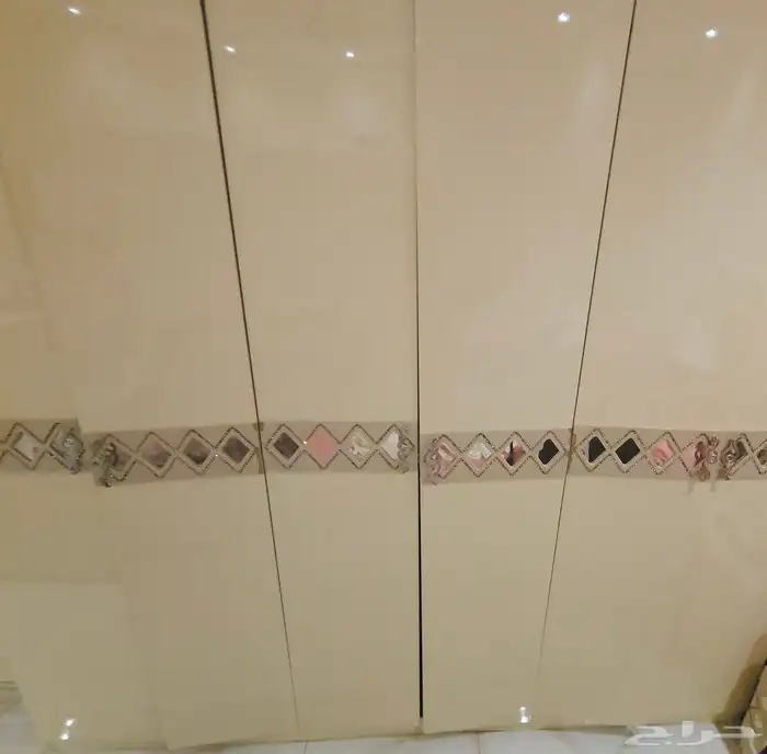 دولاب ملابس اثين تعليق مع خزانات فوق واحد تطبيق كامل لسعر400 1