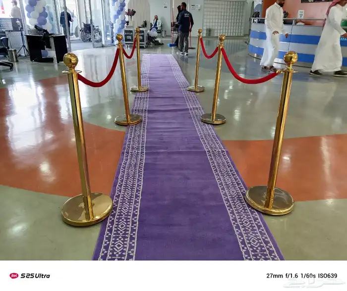 قهوجي وصبابين كراسي وطاولات 8