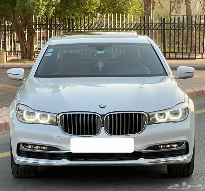 بي ام دبليو Li740 2019 فل سعودي 1