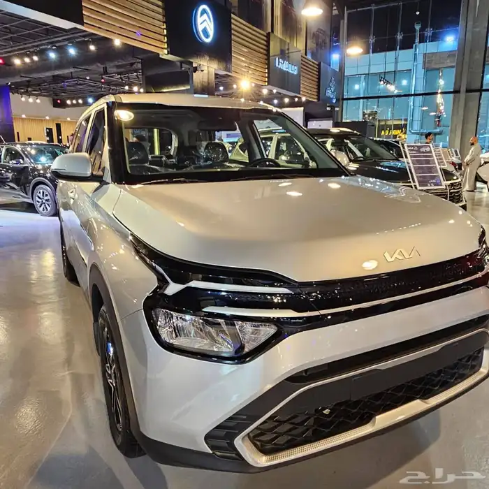 كيا كارنز فئة GL موديل 2025 بسعرخاص بمناسبة عروض نهاية العام 1