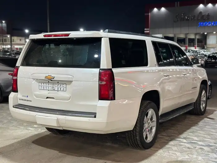 شيفروليه سوبربان 2015 LTZ فل كامل ( مخزن ) 5