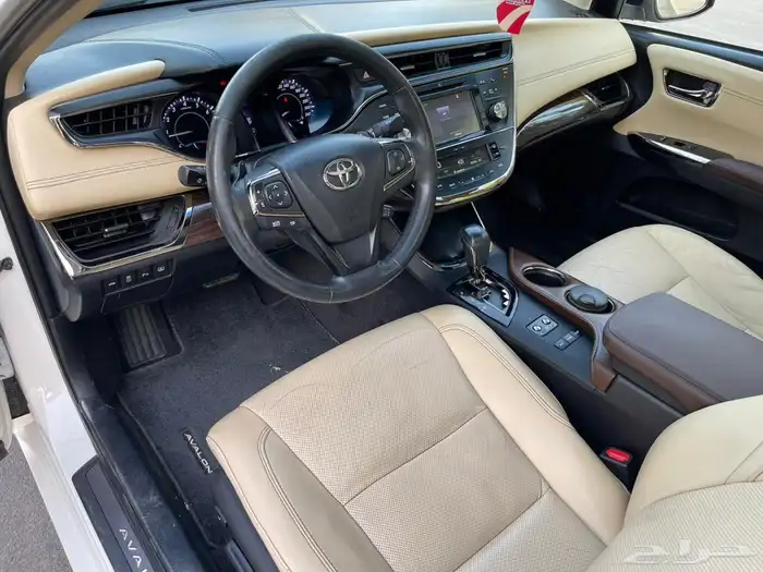 تويوتا افالون 2015Lmit فل سعودي 11