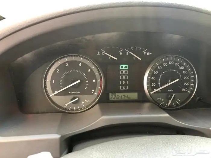 لاندكروزر 2017 GXR 19