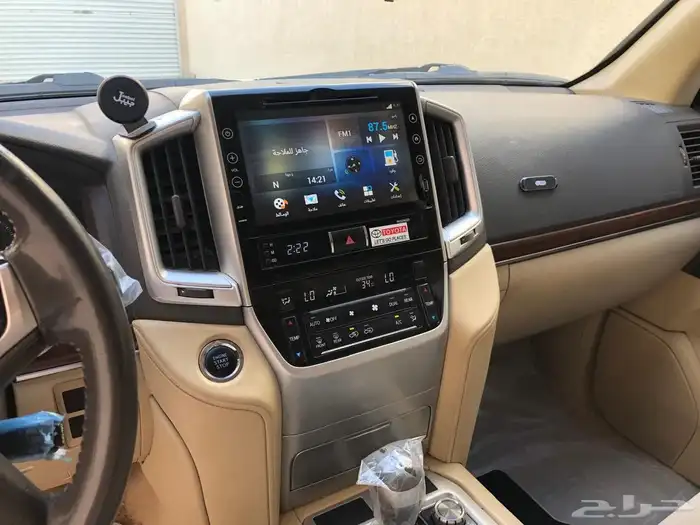 لاندكروزر 2017 GXR 21