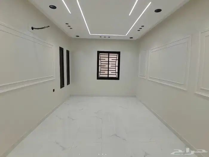 للبيع شقه دور ثاني مع سطح مستقل المصعد جاهز بسعر 550الف 6